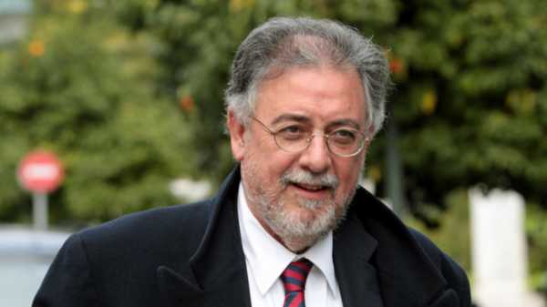 Πυρά Πανούση κατά Βαρουφάκη, Ζωής και Λαφαζάνη