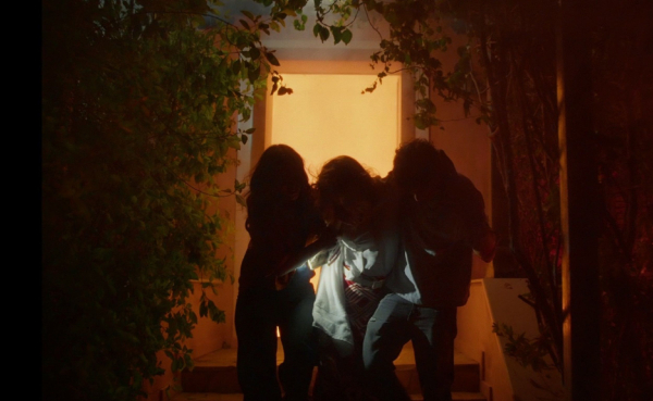 «Να μ’ αγαπάς»: Ο Λευτέρης και η Φωτεινή σώζουν την Ζωή από τη φωτιά