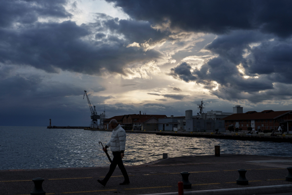 ΕΦΚΑ: Επανυπολογισμός σύνταξης ανά πενταετία για 250.000 εργαζόμενους συνταξιούχους