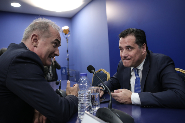 Το μωρό... ο γαμπρός και ο... νεκρός