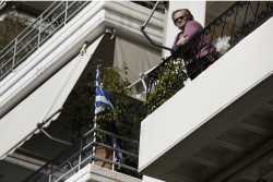 Μπλόκο στις μεταβιβάσεις ακινήτων για χρέη από εισφορές