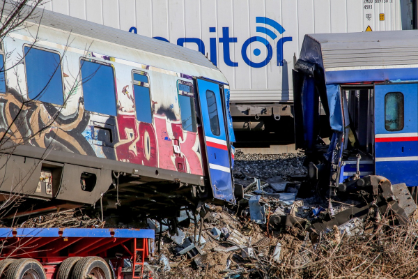 Εξεταστική για Τέμπη: «Προδήλως παράνομη η μετάταξη του σταθμάρχη»