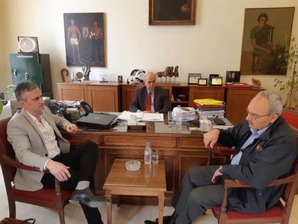 Δήμος Ηρακλείου: Υπεγράφη η σύμβαση για τα City Bus