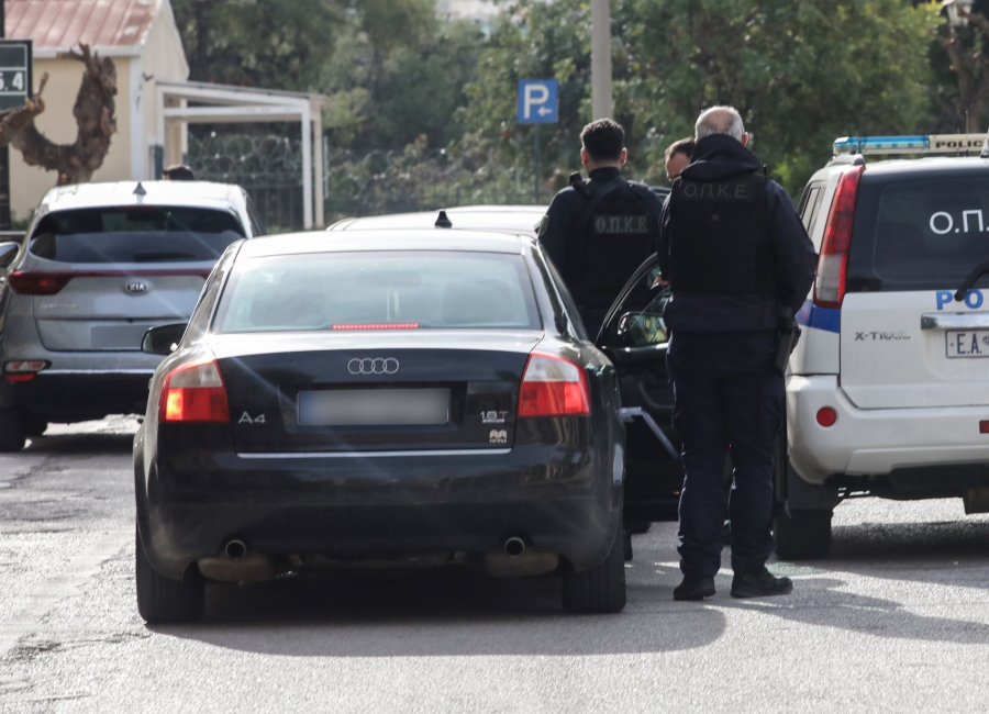 Στον εισαγγελέα ο πρώην «πυρήνας της φωτιάς», 2 ΟΥΚάδες και ο «πορτιέρης» - Όπλα και εκρηκτικά στην κατοχή τους