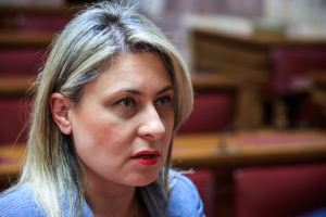 Αλεξοπούλου: Ζητώ συγγνώμη για το «τζάμπα πέθανε», ήταν προβληματικός ο τρόπος που το εξέφρασα