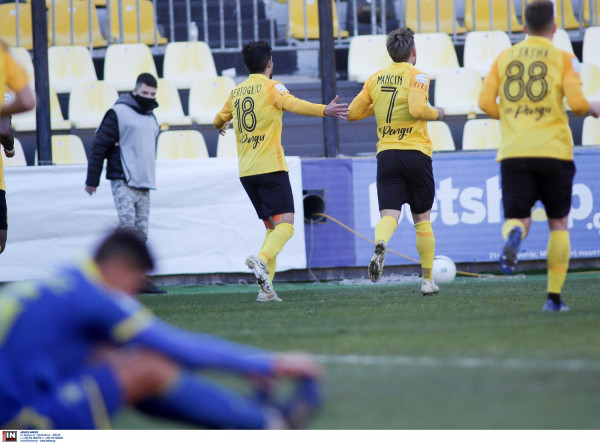 Άρης-Αστέρας Τρίπολης 2-0: «Γουστάρει» πρόκριση