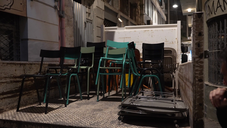 Νέες σφραγίσεις καταστημάτων για παράνομα τραπεζοκαθίσματα στον Δήμο Αθηναίων