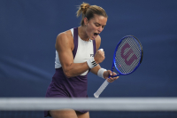 Η Σάκκαρη στον τρίτο γύρο του US Open, νίκησε την Μπόνταρ (Βίντεο)