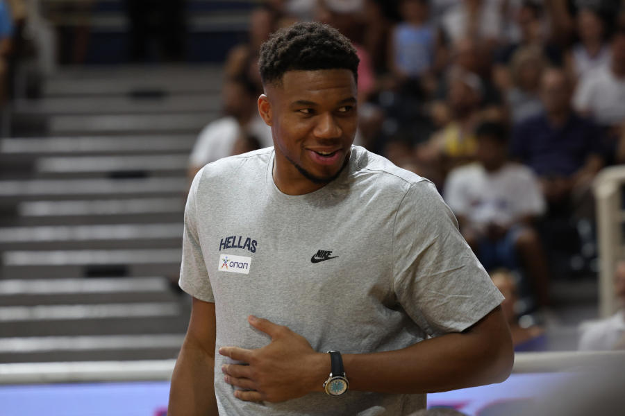 Ο Γιάννης Αντετοκούνμπο έδωσε το «σύνθημα» για την εθνική: Ήρθε η ώρα (Βίντεο)