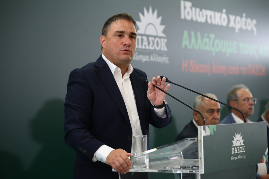 Τσουκαλάς σε Μαρινάκη μετά τη δήλωση Καλογερόπουλου: «Οφείλετε απαντήσεις για τη διπλωματική ήττα»