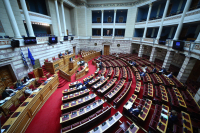 Σε κλοιό φημών το ΠΑΣΟΚ