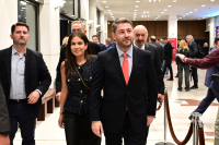 Νέα «γραμμή» ΠΑΣΟΚ για Τσίπρα