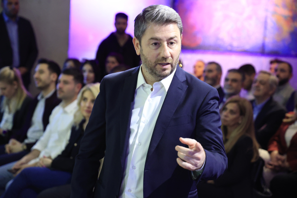 Το ΠΑΣΟΚ, τα Τέμπη και το θαύμα