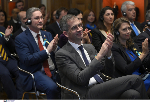 Φάκελος με σφαίρα και απειλητικό μήνυμα στον Κώστα Μπακογιάννη