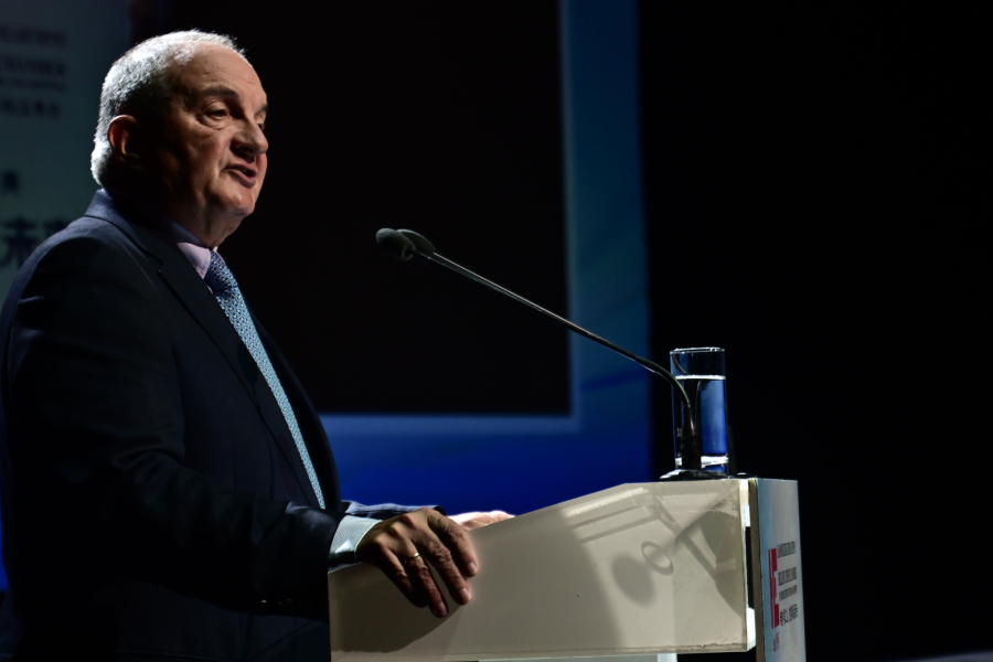 Παρέμβαση Καραμανλή για την ποιότητα της Δημοκρατίας