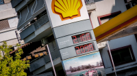 Greece Weighs Profit-Margin Cap Across Energy Supply Chain