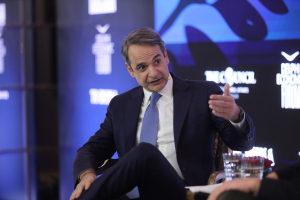 Μητσοτάκης σε Σαμαρά: Ναι, η ΝΔ άλλαξε για αυτό πήρε τρεις φορές 40% - Το σκορ μετράει
