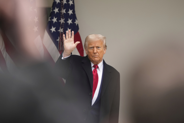 Λαγκάρντ: Φρικτές και ανιστόρητες οι δηλώσεις Τραμπ για την ΕΕ