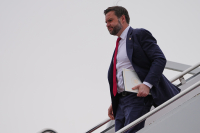 Τζέι Ντι Βανς: Καμία πιθανότητα πολέμου διαρκείας με το Ιράν