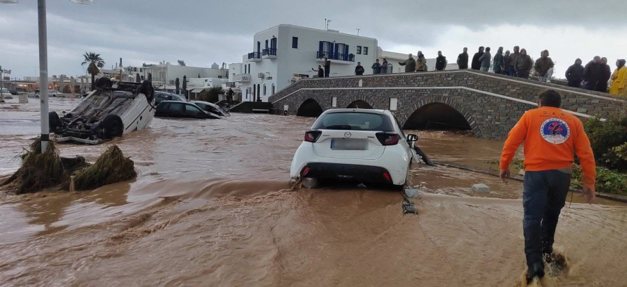 Λαγουβάρδος στο Dnews: «Κύτταρο καταιγίδας ξέσπασε πάνω από την Πάρο»