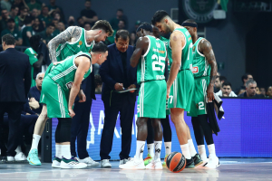 Παναθηναϊκός - Εφές 76-79: Όλα ανοιχτά