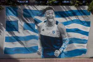 Ο Εμμανουήλ Καραλής έγινε γκράφιτι σε δημοτικό σχολείο - Η αντίδρασή του (Εικόνες)