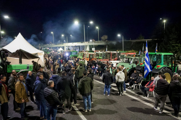 «Όχι» σε συνάντηση με Μητσοτάκη από τα μπλόκα των αγροτών της Καρδίτσας και της Νίκαιας