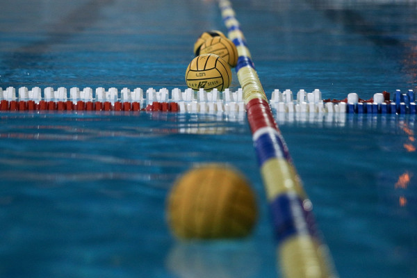 Αναστολή όλων των δραστηριοτήτων της, ανακοίνωσε η ΚΟΕ