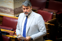 Καλλιάνος vs Βούλτεψη - άρχισαν τα συντροφικά μαχαιρώματα στη ΝΔ