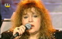 Πέθανε η τραγουδίστρια Βάσω Μεσσηνέζη