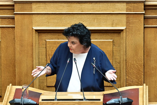 Νέα κόντρα Λιάνας - Ζωής στη Βουλή