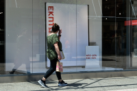 H μικρομεσαία επιχειρηματικότητα ασφυκτιά