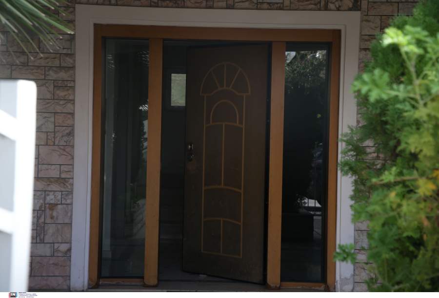 Αυτή είναι η 47χρονη που συνελήφθη για τον απαγχονισμό του ασφαλιστή στο Μοσχάτο