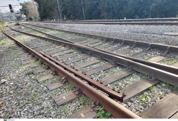 Hellenic Train: Χωρίς ρεύμα το τμήμα Θεσσαλονίκη - Πλατύ λόγω φωτιάς
