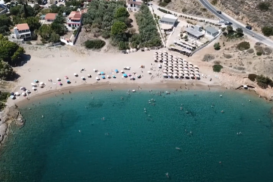 Οι 3 top παραλίες κοντά στην Αθήνα για οικογένειες με παιδιά