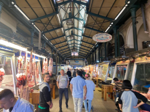 Το «τρικ» που φουσκώνει το λογαριασμό στο πασχαλινό τραπέζι - Ακριβότερο το αρνί