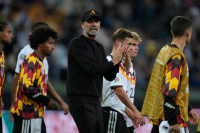 «Δεν είναι αρκετά λευκή η εθνική μας»: Διαδικτυακό μίσος στη Γερμανία μετά την ήττα από την Ελλάδα - Οργή Κλοπ για ρατσιστικά σχόλια