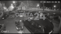 Τροχαίο με όχημα στην παραλιακή Ηρακλείου που καρφώθηκε σε μάντρα αυτοκινήτων