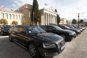 Στο «σφυρί» 88 κρατικά αυτοκίνητα και μοτοσυκλέτες - Audi και Bmw από 500 ευρω