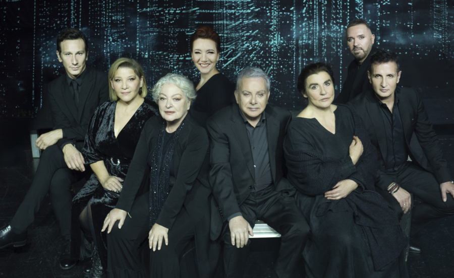 «Έτος Μίκης Θεοδωράκης»: Δείτε τις πρώτες φωτογραφίες από την Όμορφη Πόλη στο Παλλάς