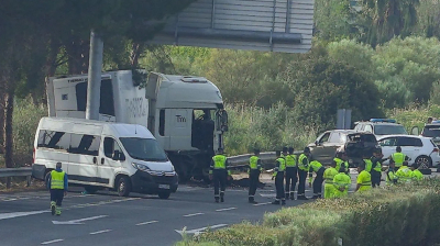 Σοκ στη Σεβίλλη: Φορτηγό έπεσε πάνω σε αστυνομικό μπλόκο, έξι νεκροί
