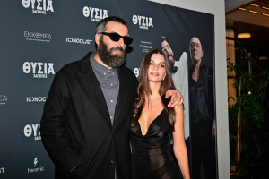 «Sacrifice»: Ρομέν Γαβράς και Βενσάν Κασέλ αποθέωσαν την Ελλάδα