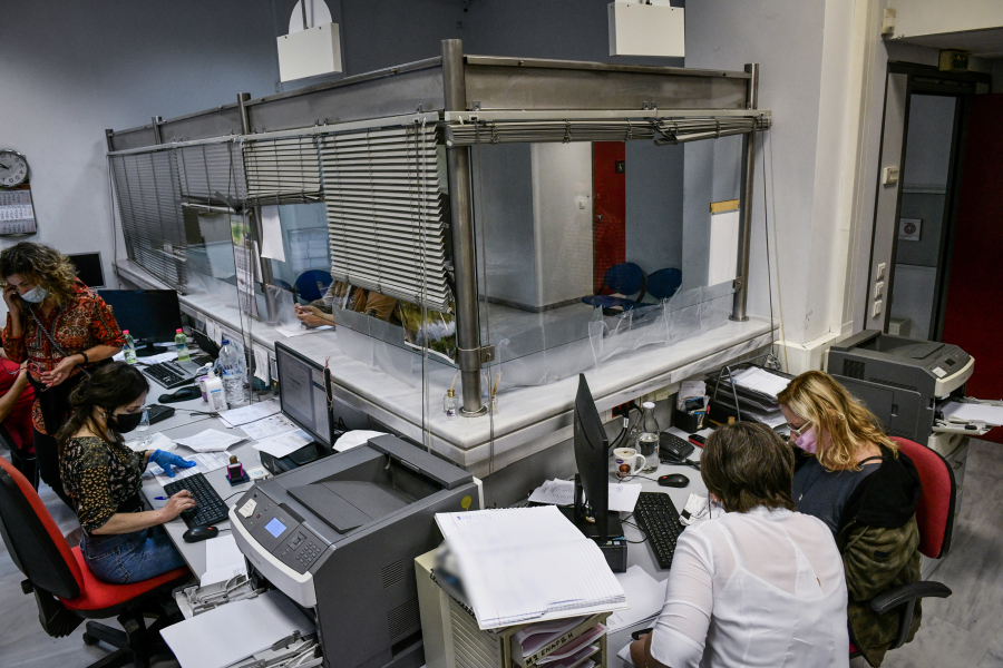 Προς κατάργηση τα τεκμήρια διαβίωσης, οι 7+1 φοροελαφρύνσεις που έρχονται