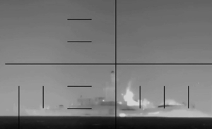 Η στιγμή που αμερικανικό υποβρύχιο βυθίζει ιρανικό πολεμικό πλοίο - «Σιωπηλός θάνατος» (Βίντεο)