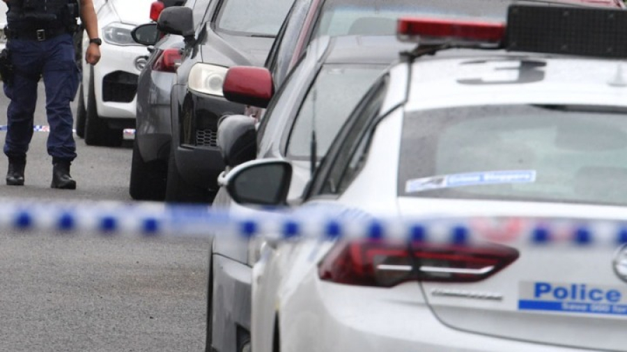 «Χειροπέδες» σε συγγενή των δυο παιδιών που βρέθηκαν νεκρά μέσα σε βαλίτσες