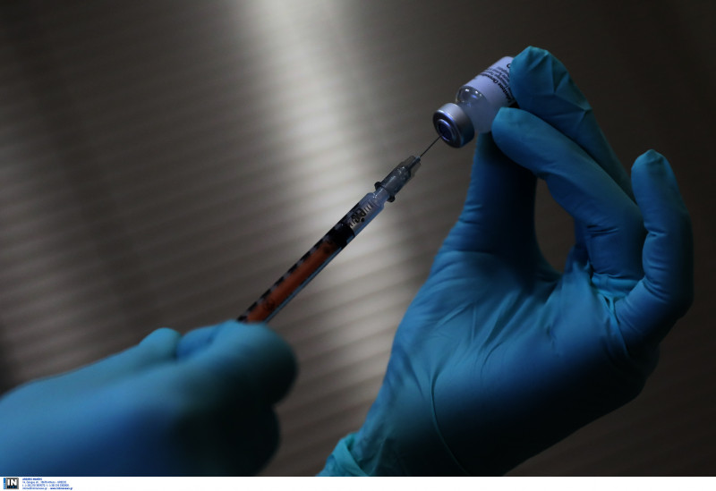 Αρχές Ιανουαρίου οι εμβολιασμοί, πώς θα κλείνουμε ραντεβού για το εμβόλιο κορονοϊού