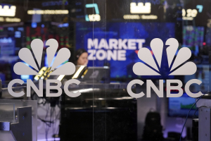 Το αμερικανικό δίκτυο MSNBC αλλάζει σελίδα και όνομα - Τέλος το «παγόνι», έρχεται το MS Now