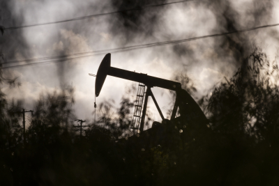 Πετρέλαιο: Ξέφρενο ράλι στις τιμές του αργού και του Brent