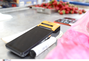Παράταση στη διασύνδεση ταμειακών - POS, αλλά όχι για όλους