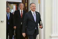 Στις ΗΠΑ στενός συνεργάτης του Πούτιν, για «επίσημες συζητήσεις», στον απόηχο των κυρώσεων